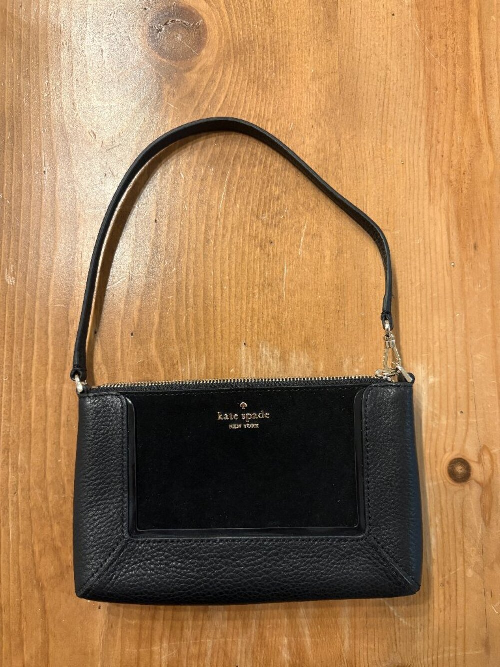 Kate Spade Convrt Wristlet